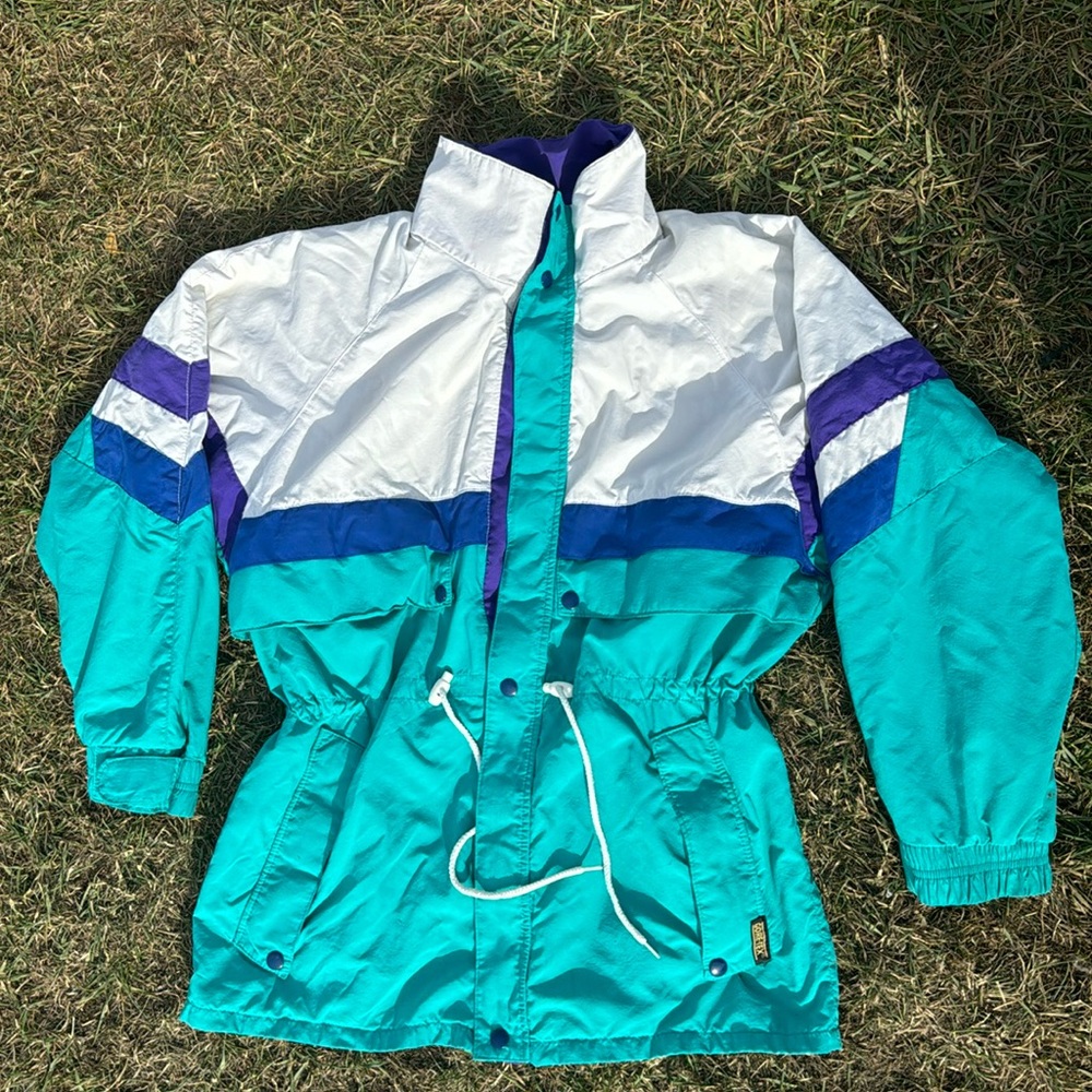 Vintage 80s Gore-tex Outerwear Light Weight Jacket !!